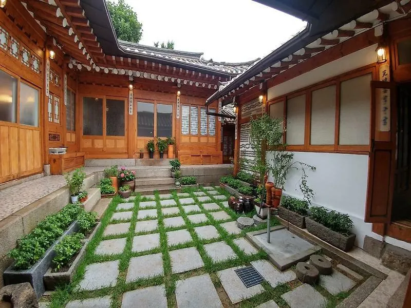 Bukchon Hyosunjae Guesthouse Seoul 2*,  South Korea