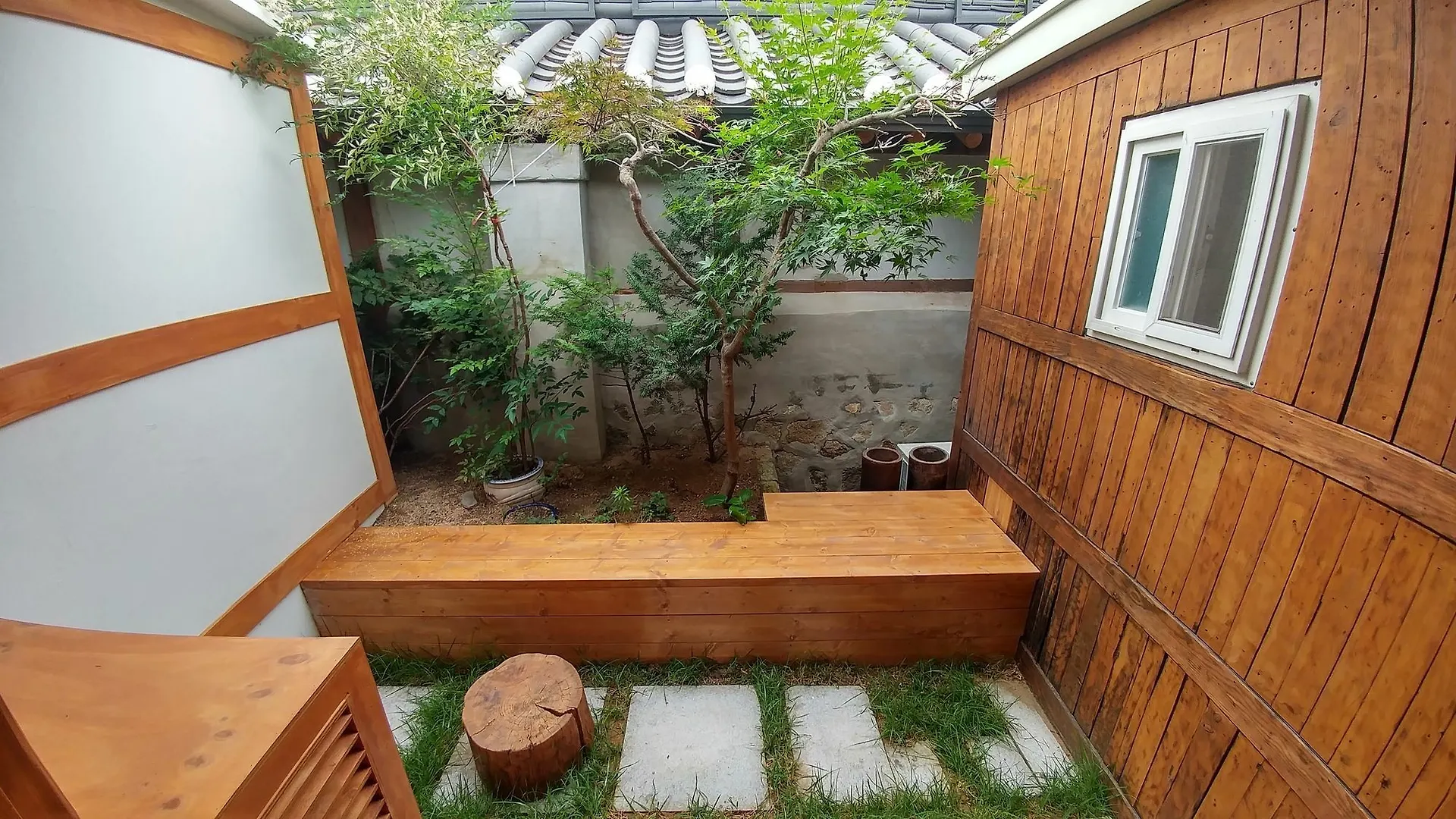 Bukchon Hyosunjae Guesthouse Seoul 2*,